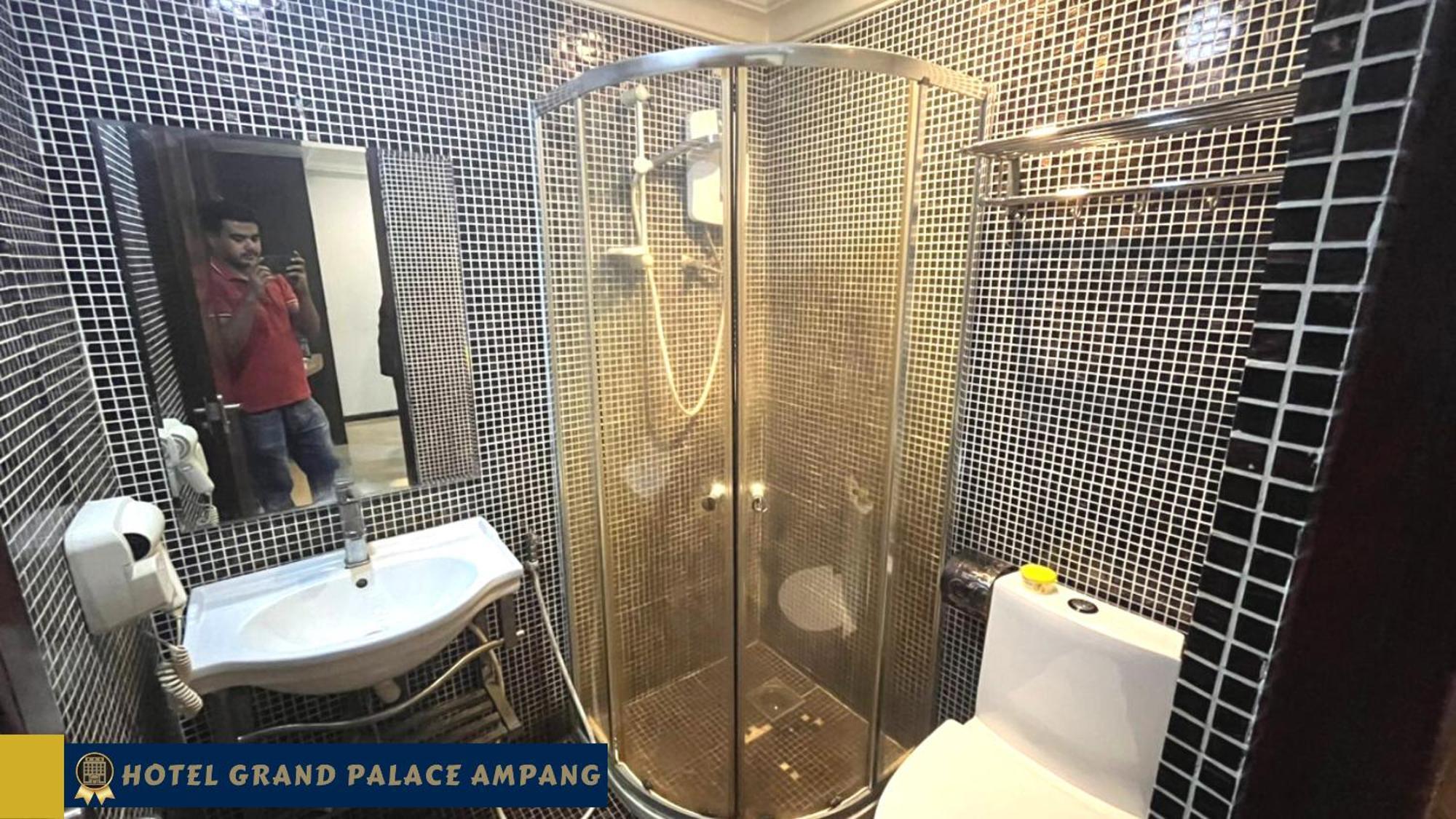Hotel Grand Palace Ampang Ampang  Exterior foto