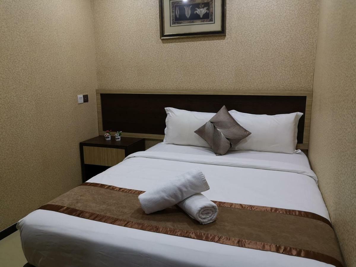 Hotel Grand Palace Ampang Ampang  Exterior foto